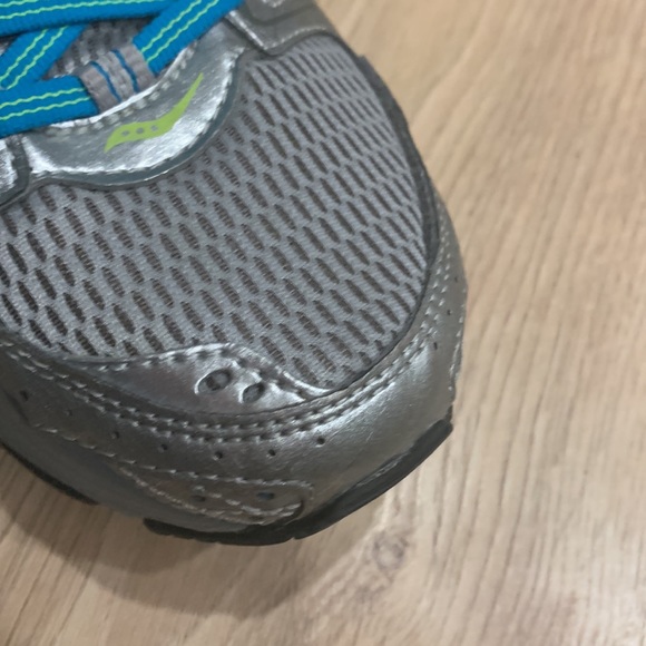 Saucony sneakers - Picture 4 of 6